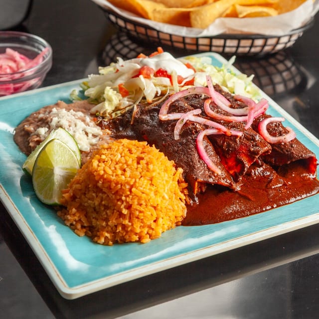 P. 3 Enchiladas Mole Pob w/ Pollo.