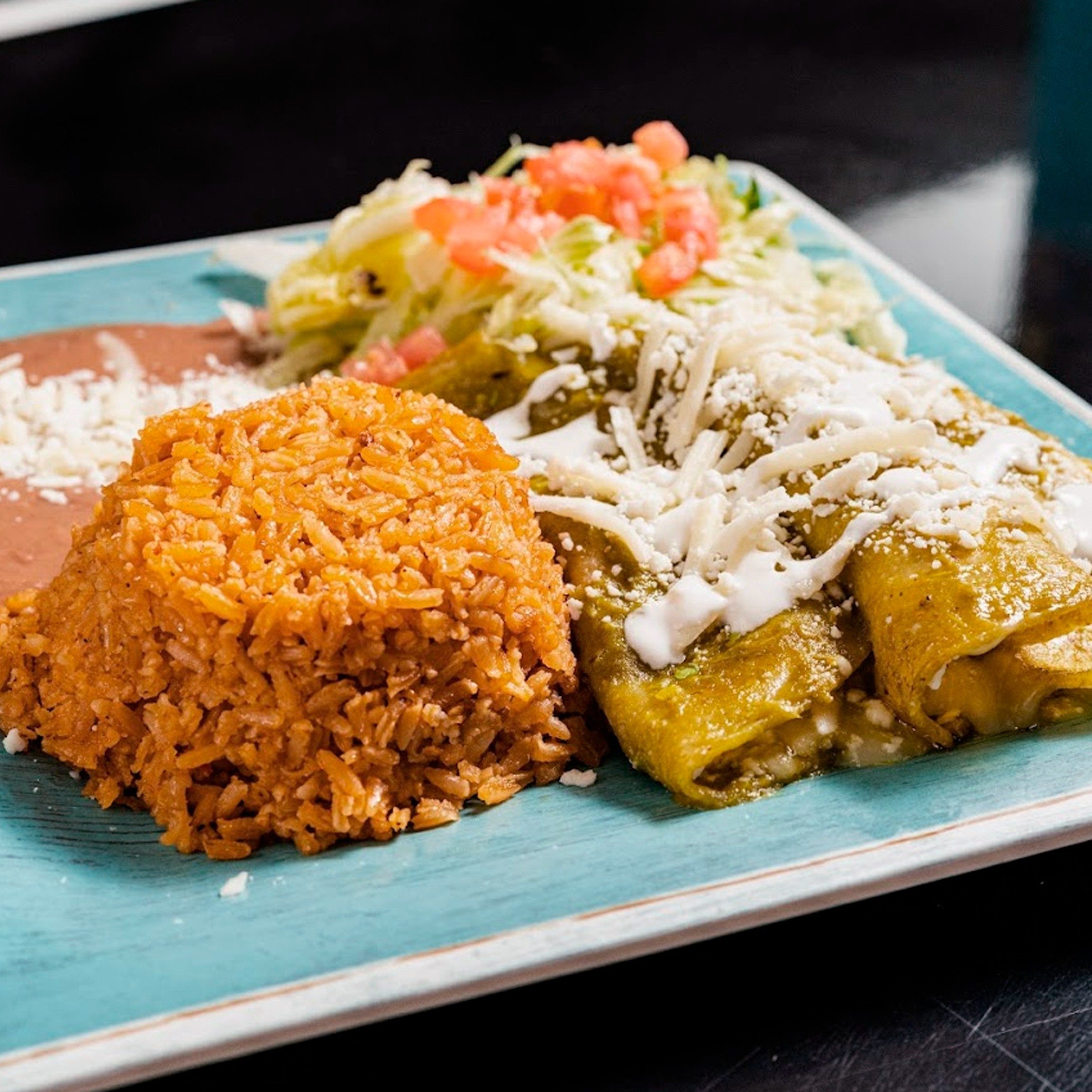 P. 3 Enchiladas Verdes w/ Pollo.