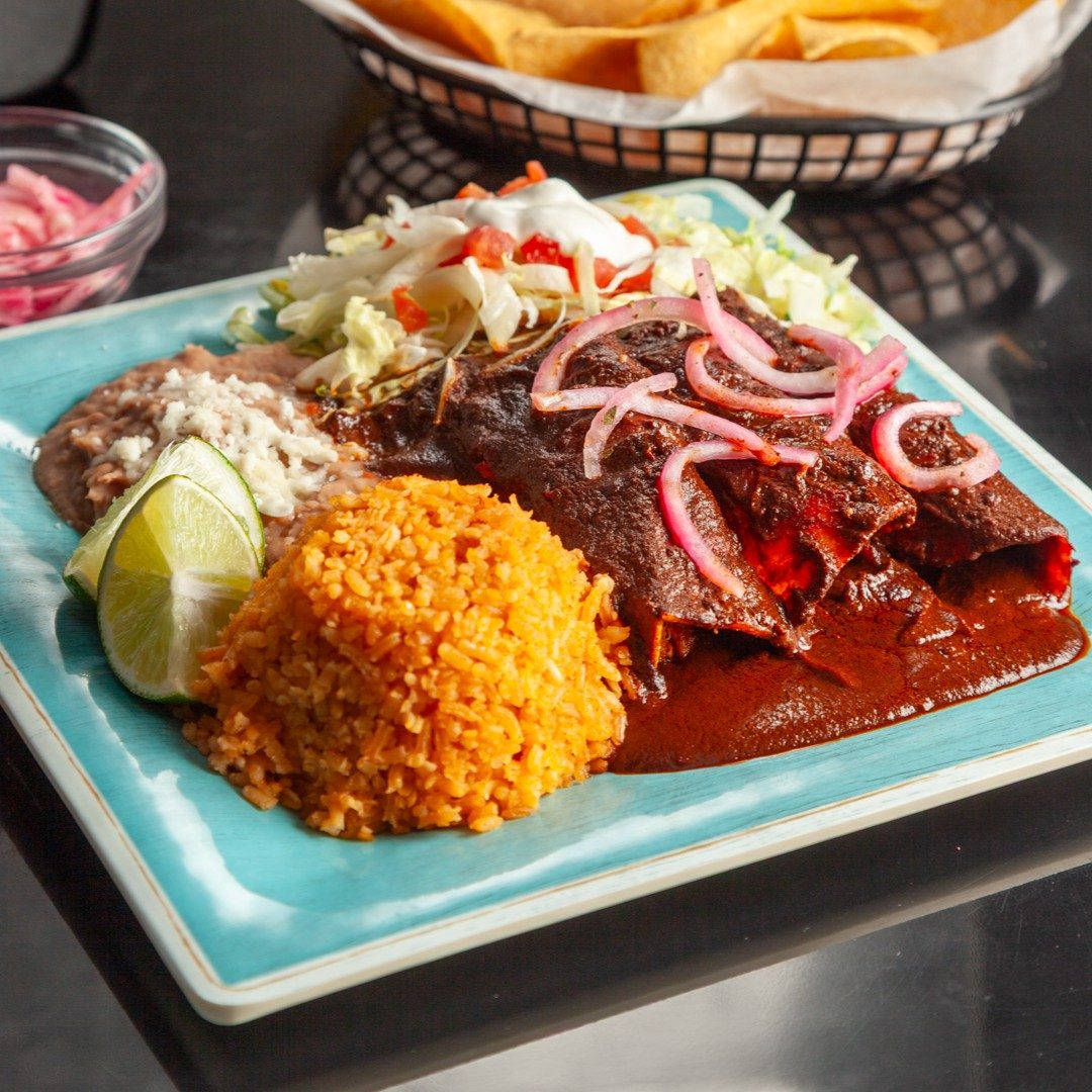 P. 3 Enchiladas Mole Pob w/ Queso.