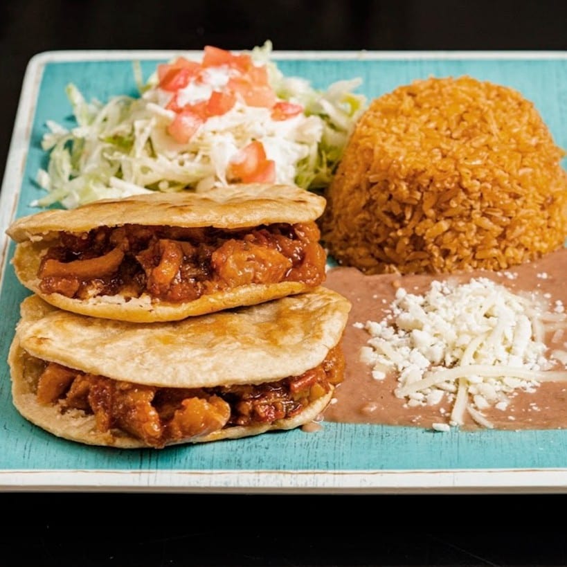 P. 2 Gorditas.
