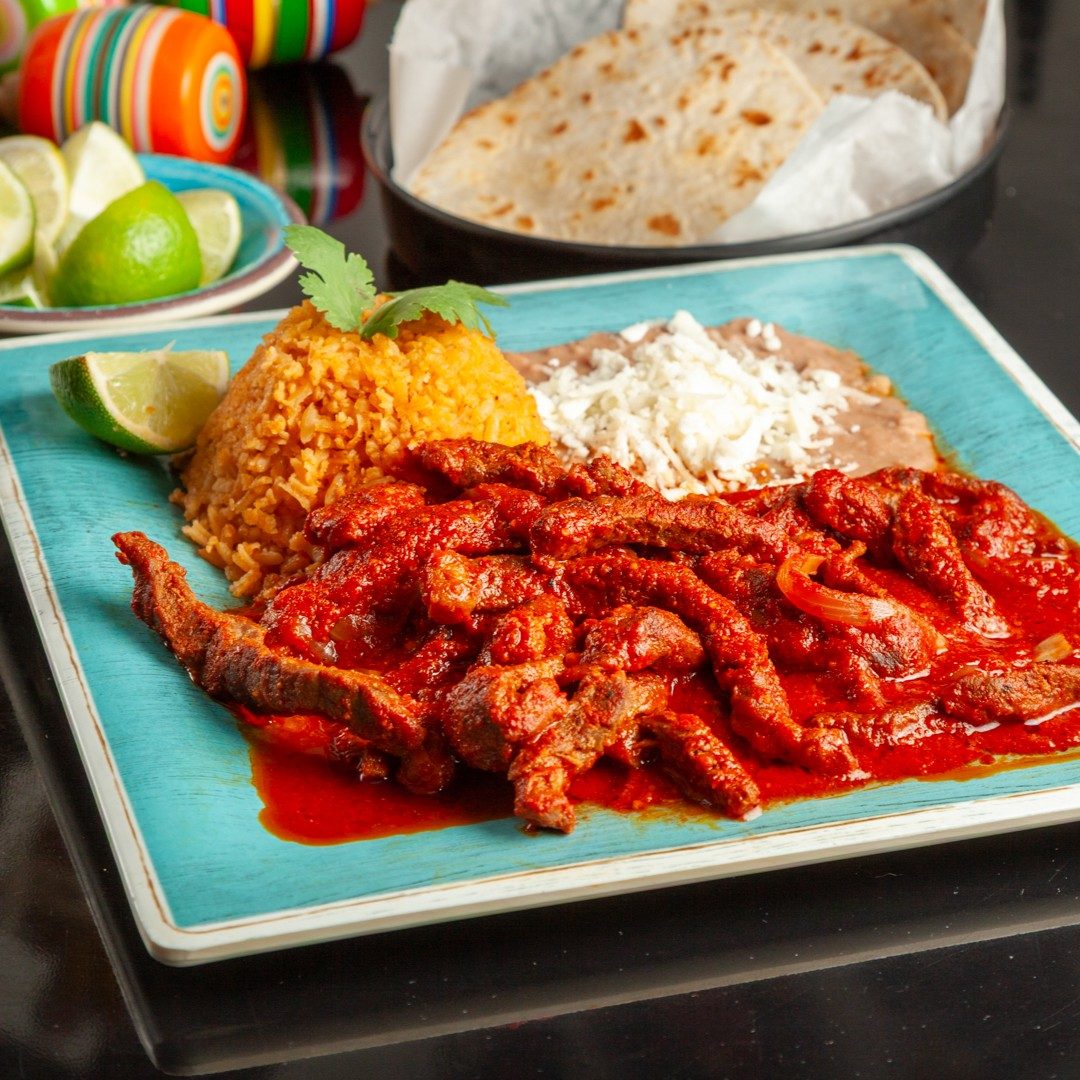 P. Steak in Red Sauce / Bistec Guiso Rojo.